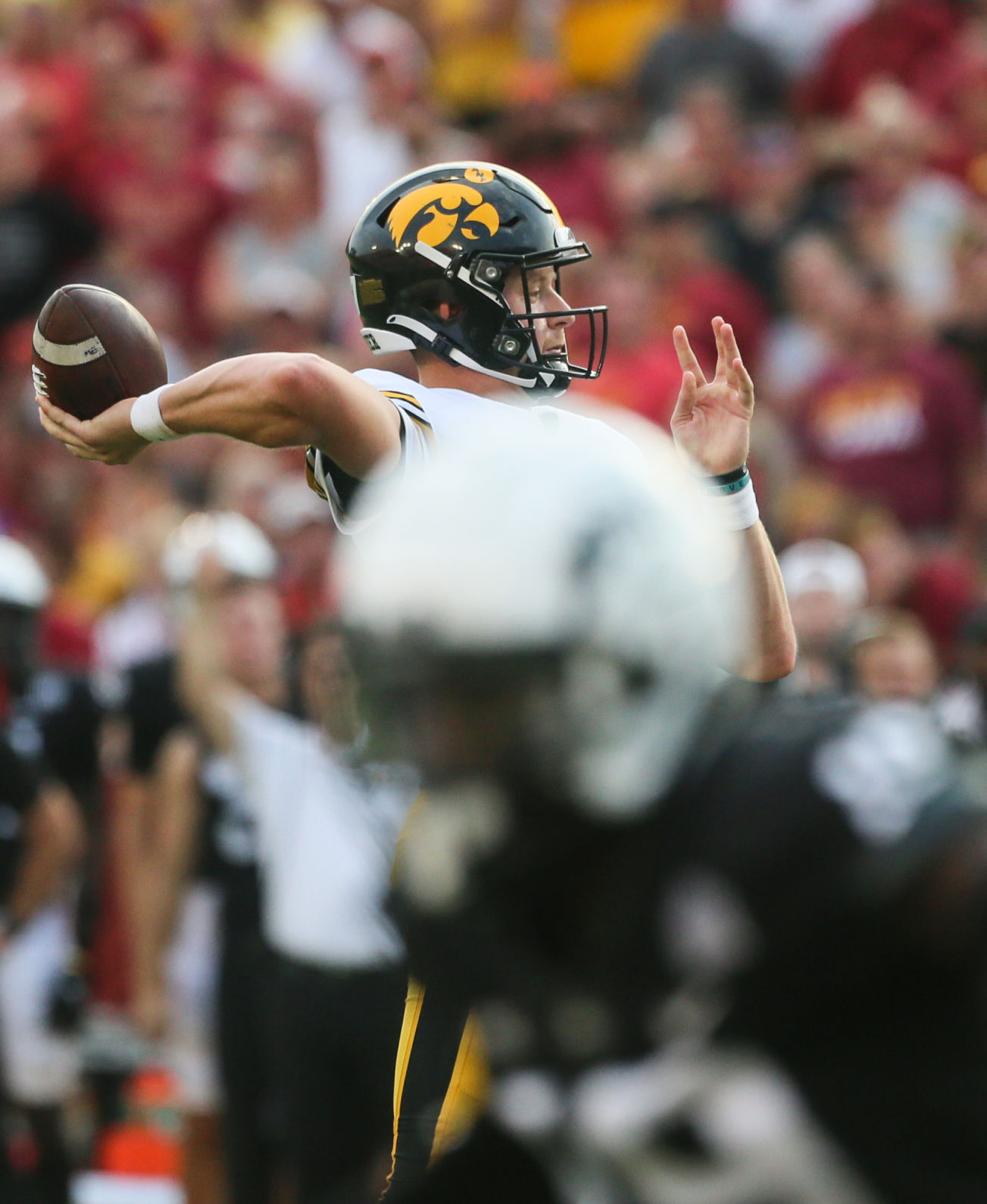 091121-qc-spt-iowa-isu-fball-065